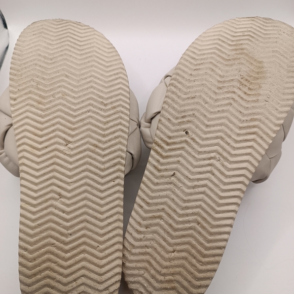 H&M sandals beige 9 - Picture 3 of 3